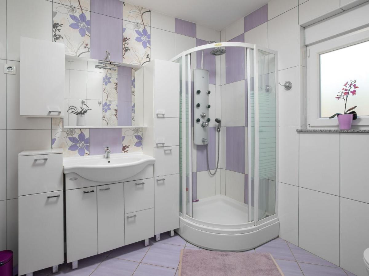 Holiday Home Lavendel - Mlk159 By Interhome Dobrinj Ngoại thất bức ảnh