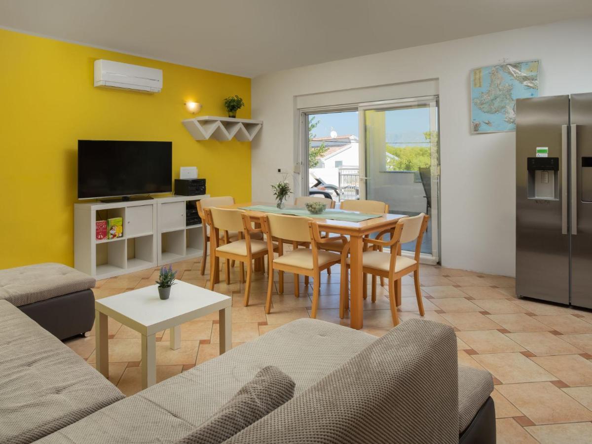Holiday Home Lavendel - Mlk159 By Interhome Dobrinj Ngoại thất bức ảnh